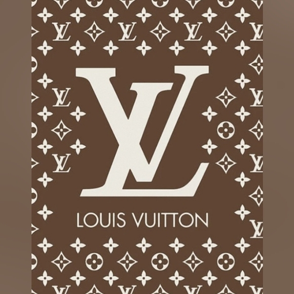 Louis Vuitton Coming Soon - Picture 1 of 7